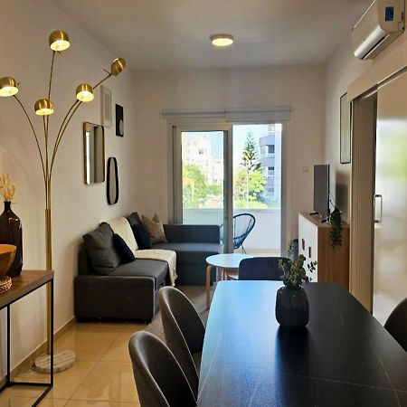 Phaedrus Living: City Centre Luxury Flat Esperidon 201 Nicosia Buitenkant foto